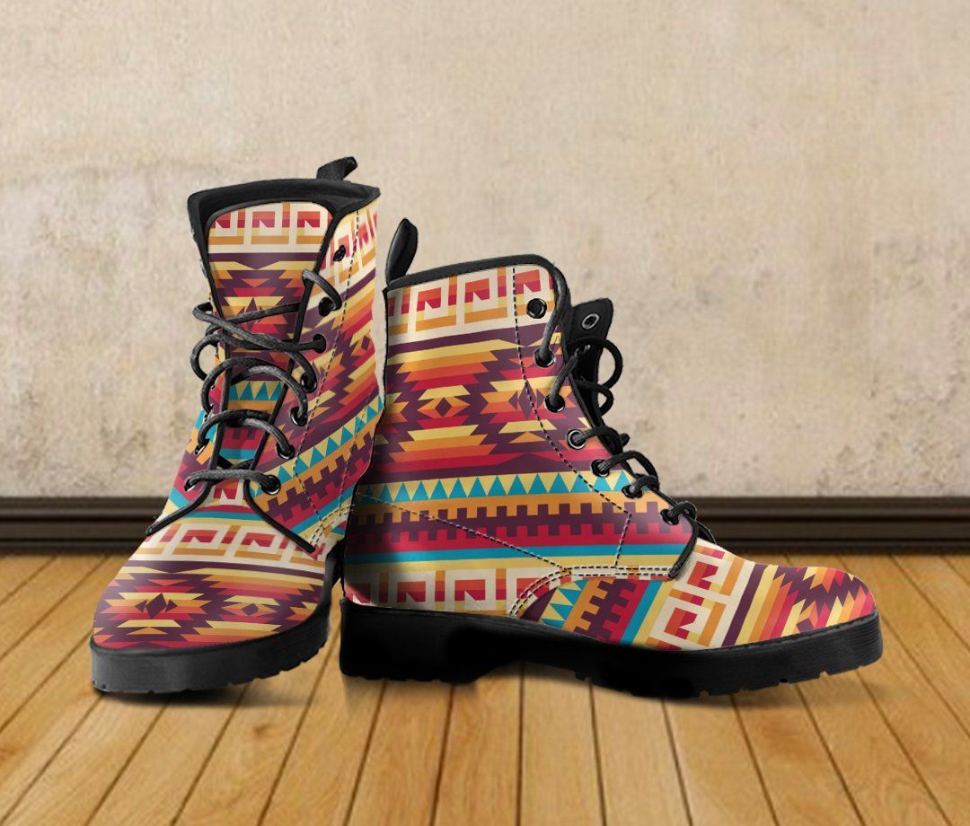 Native American Leather Boots NT005