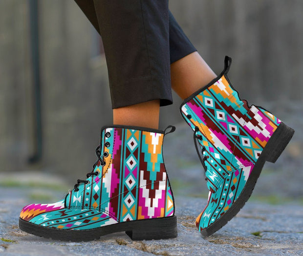 Native American Pattern Leather Boots Design NT011